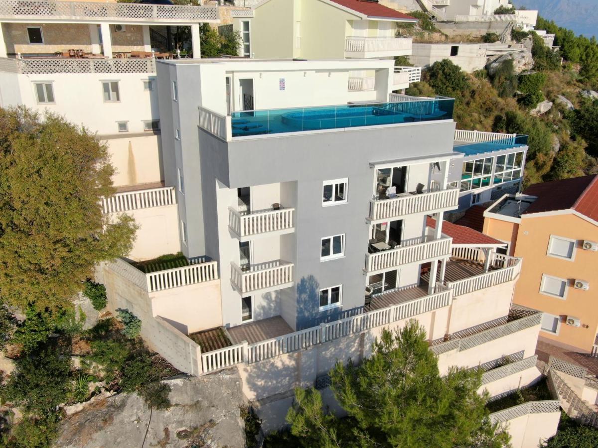 Sunny Hill Apartments With Rooftop Pool Селіна Екстер'єр фото