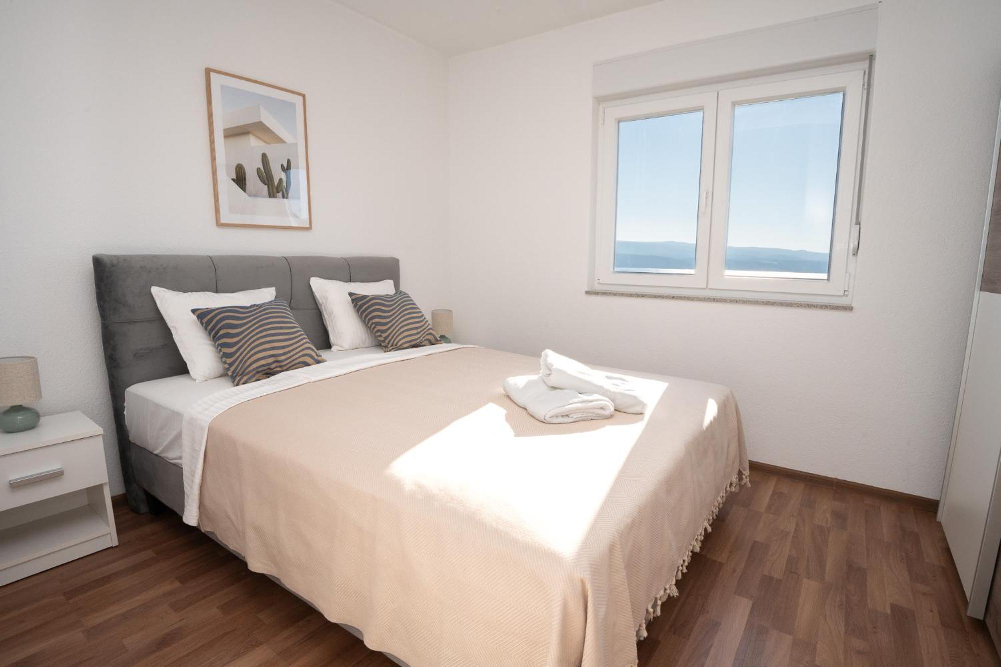 Sunny Hill Apartments With Rooftop Pool Селіна Екстер'єр фото