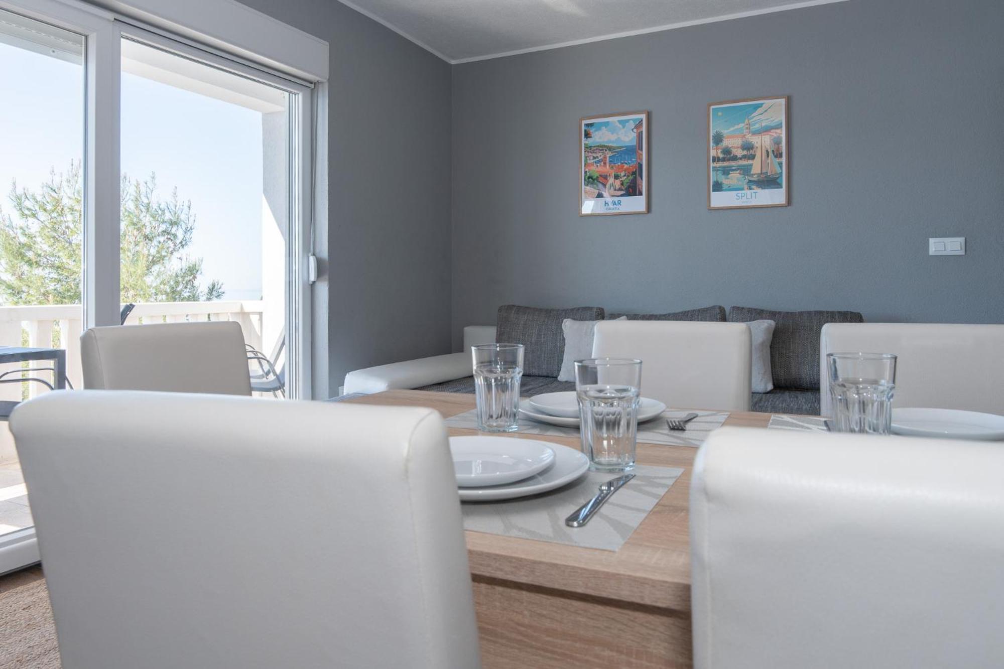 Sunny Hill Apartments With Rooftop Pool Селіна Екстер'єр фото